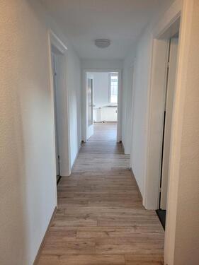 Foto - Frisch renovierte 6-Zimmer-Wohnung in guter Lage zu vermieten