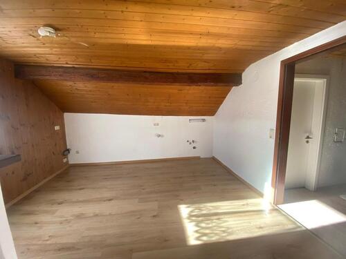 Foto - 2 Zimmer Dachgeschoßwohnung zur Miete in Deggendorf