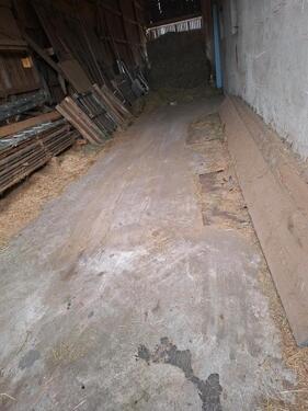 Foto - Biete Wohnmobil Stellplatz für Camper Wohnanhänger großer Hänger