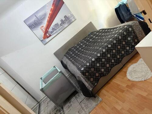 Foto - Ein Zimmer 22 qm WG für lange Untermiete