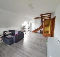 Markt Einersheim:Großzügig & gemütlich: 4-Zimmer-Maisonette mit EBK und Balkon - Rödelsee