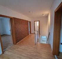 72qm Wohnung mit Dachterrasse - 500,00&nbsp;EUR Kaltmiete, ca.&nbsp; 72,00&nbsp;m&sup2; in Höxter (PLZ: 37671)