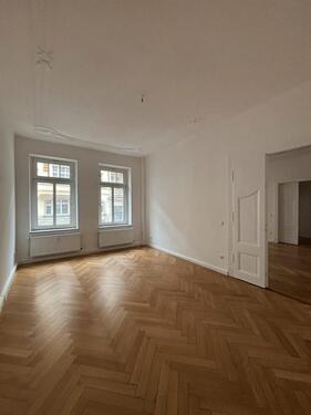 Foto - Wunderschone Altbauwohnung mit EBK - frisch nach Sanierung