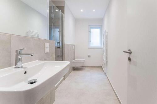 Foto - Wunderschön sanierte 2-Zimmer Wohnung in zentraler Lage in Tegel!