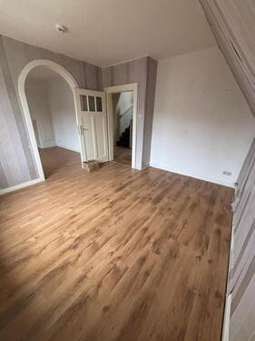 Foto - Maisonette-Wohnung 5-Zimmer - 1.050,00&nbsp;EUR Kaltmiete, ca.&nbsp; 110,00&nbsp;m&sup2;