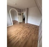 Maisonette-Wohnung 5-Zimmer - 1.050,00&nbsp;EUR Kaltmiete, ca.&nbsp; 110,00&nbsp;m&sup2; in Ronnenberg (PLZ: 30952)