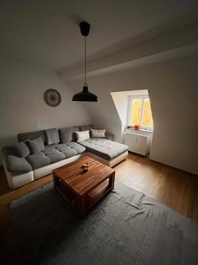 Foto - Helle 83qm 4Z. Dachgeschoss.whg. Altbau Sanderau