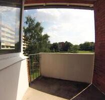 2 Zimmer Wohnung in Diedrichsdorf mit Balkon+ Badewanne+Keller+DB - Kiel Neumühlen-Dietrichsdorf