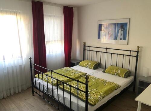 Foto - Zentrale Wohnung möbliert zu vermieten (unmöbliert möglich)