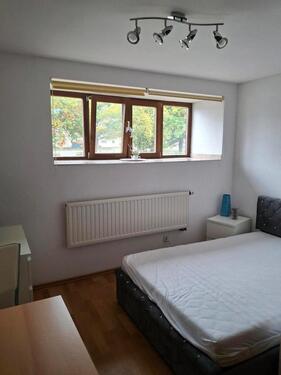 Foto - Möbeliertes Monteurzimmer, Ferienzimmer