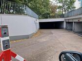 Foto - Zu vermieten ist eine abschließbare Garagenbox in Köln Porz