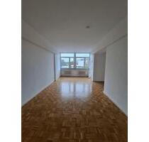 Renovierte 1-Zimmerwohnung mit Einbauküche, Aufzug und guter Lage - Langenhagen Brink Renovierte 1-Zimmerwohnung mit Einbauküche, Aufzug und guter Lage - Langenhagen Brink