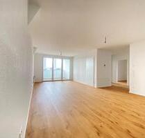 Neubau: 3-Zimmer Wohnung mit Einbauküche, Stellplatz, Garage - Balingen