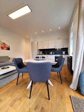 Foto - 2-room Apartment Furnished Vollmöbliert