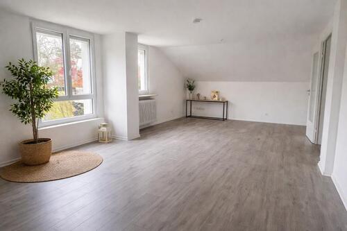 Foto - Gemütliche 3 Zimmer Dachgeschosswohnung mit Seeblick