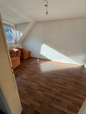 Foto - 2 Zimmer Dachgeschoßwohnung in Duisburg
