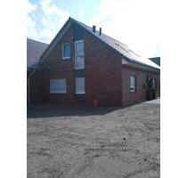 Oberwohnung - Dachgeschosswohnung - Wohnung 2 ZKB - Uplengen