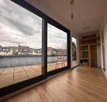 2-Zimmer-Wohnung mit Wintergarten & großem Dachbalkon Brackwede - Bielefeld