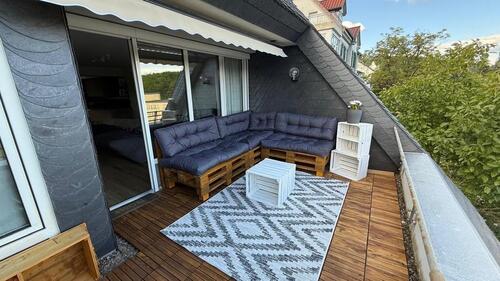 Foto - Exklusive, komplett sanierte 3-Zimmer-Wohnung mit Balkon