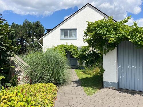 Foto - Schönes Zweifamilienhaus in ruhiger Lage