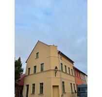 Loft im Dachgeschoss mit Kaminofen, Badewanne und Balkon - Teterow
