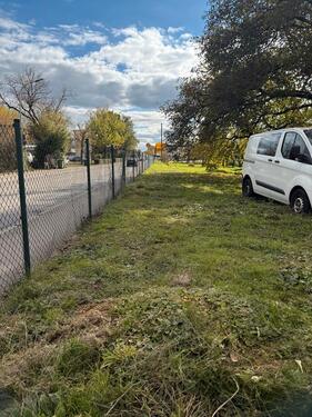 Foto - Stellplätze + Werkstatt - 250,00 EUR Miete,
