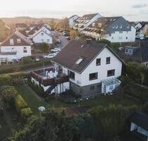 Einfamilienhaus mit Einliegerwohnung in bester Lage von Kierspe
