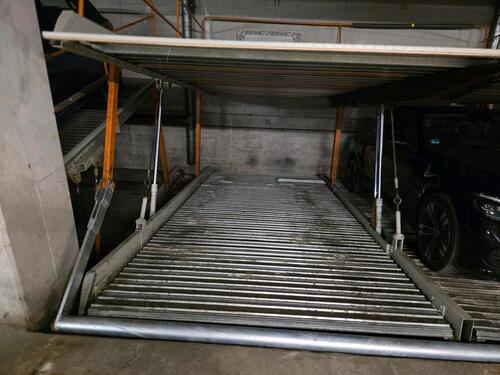 Foto - Zentraler Duplex Garagenstellplatz (unten)