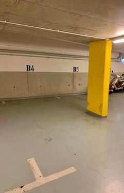 Foto - Tiefgaragen Parkplatz - 125,00 EUR Miete,