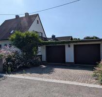 Freistehendes Einfamilienhaus mit großem Garten und Doppelgarage - Landau in der Pfalz