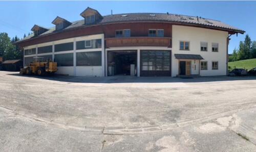 Foto - WerkstattHalle zu vermieten – PKw & LKW-Arbeitsplätze