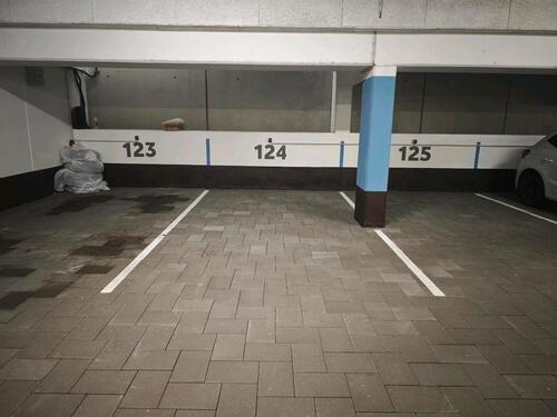 Foto - Großzügiger Tiefgaragenplatz in der Frühlingsstraße