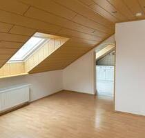 Schöne 3 ZKB DG Wohnung in 66482 Zweibrücken zu vermieten