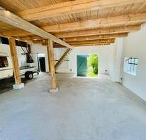 Stellplatz Scheune WohnwagenOlditimerWohnmobilTraktor - Neusäß