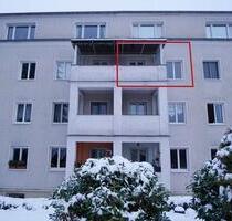 Top geschnittene 2 - Raum Wohnung mit Loggia im 2. OG und neuem Fußboden im schönen Blumenviertel - Erfurt Andreasvorstadt