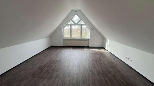 Foto - NEUES BAD + KÜCHE! 3-Zimmerwohnung in Erlangen-Dechsendorf