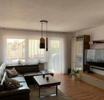 Attraktive 3,5-Zimmer Wohnung mit EBK & Garage in Nackenheim