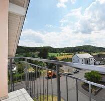 Helle DG–Wohnung in TOP–Lage - 710,00 EUR Kaltmiete, ca.  86,00 m² in Wittlich (PLZ: 54516)