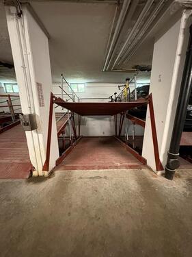 Foto - Duplex Stellplatz in Sendling zu vermieten