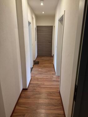 Foto - 3 ZKB in gepflegtem Mehrfamilienhaus