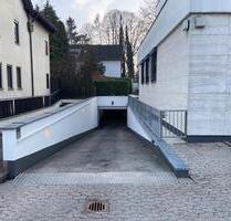 Vermiete TiefgarageGarage Stellplatz in Bogenhausen - München