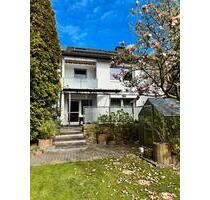 Großzügiges Reiheneckhaus Einfamilienhaus Zweifamilienhaus - Witten Heven