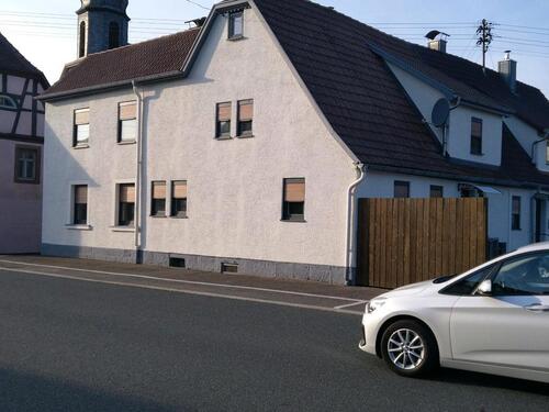 Foto - 7 Zimmer Doppelhaushälfte in Wertheim