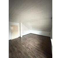 DACHGESCHOSS Wohnung m.Balkon, Keller, TopLage, GästeWC - Gedern