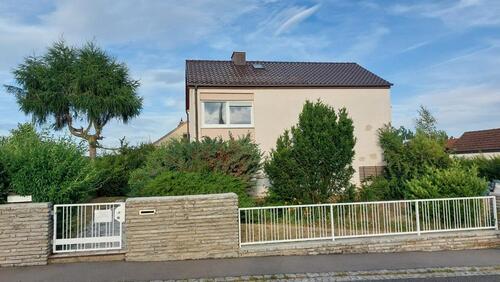 Foto - Haus zu vermieten - 1.400,00 EUR Kaltmiete,