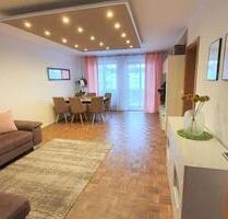 4-Zimmer-Wohnung mit hochwertiger EBK in Waldkraiburg