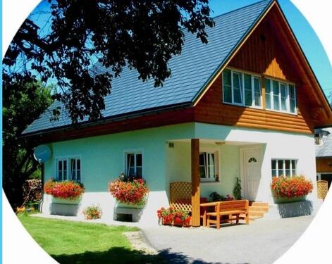 Foto - Modernisiertes Familienhaus mit großem Grundstück