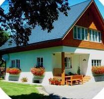 Modernisiertes Familienhaus mit großem Grundstück - Südheide Unterlüß