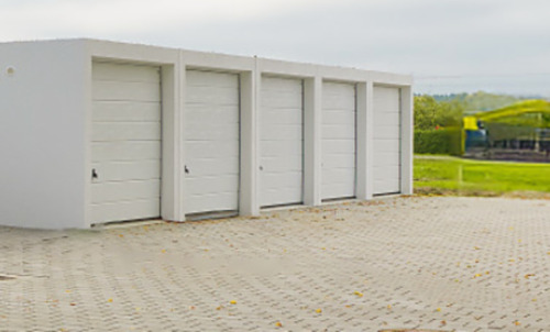 Foto - Garage (neu) - mit Sektionaltor zu vermieten (ohne Strom)