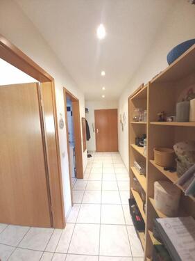 Foto - 3 ZKB-Mietwohnung am Waldrand - 500,00&nbsp;EUR Kaltmiete, ca.&nbsp; 70,00&nbsp;m&sup2;